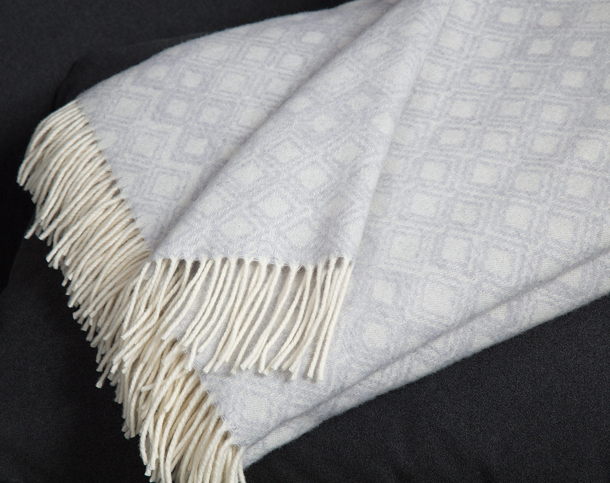 Überwurf Jacquard von Frette 2