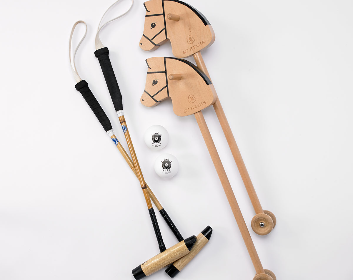 The St. Regis Polo-Kit für Kinder 3